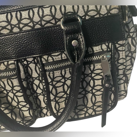 Women's Black Handbag - Picture 4 of 5